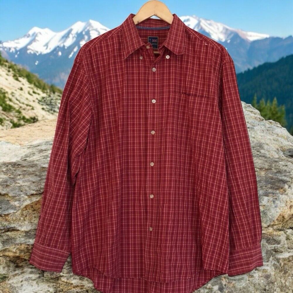 T. Harris London red plaid button down Long Sleeve Men’s Size XL